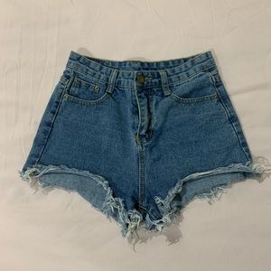 Cheeky cutoff high waisted shorts